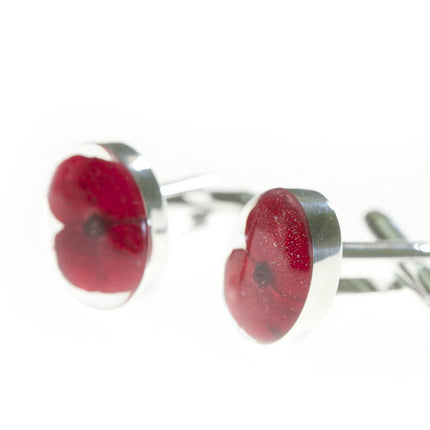 Rememberance Silver Poppy Oval Cufflinks        (Pcl)Rememberance Silver Poppy Oval Cufflinks        (Pcl)